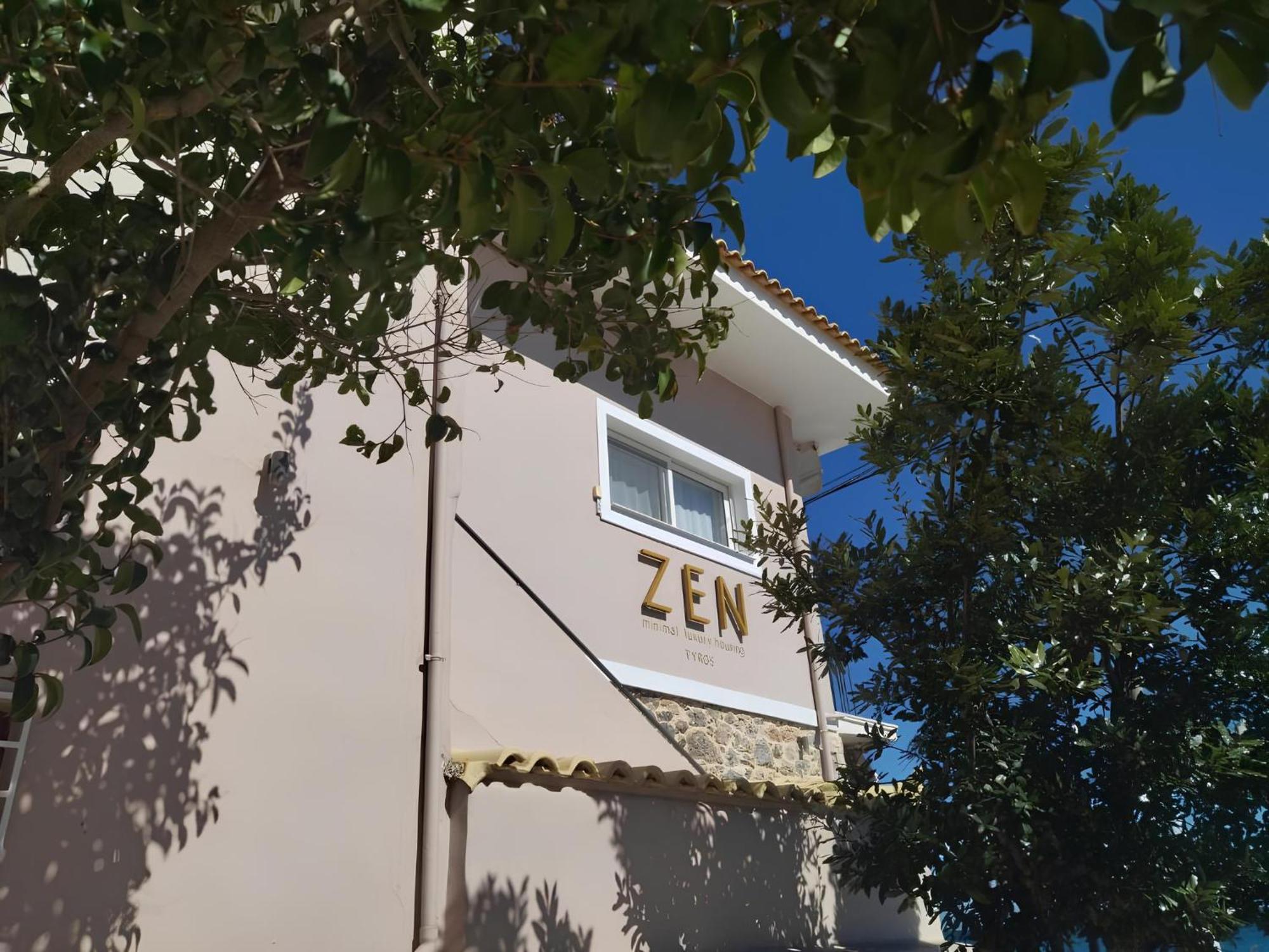 Zen Minimal Luxury Housing Tyros Villa Luaran gambar