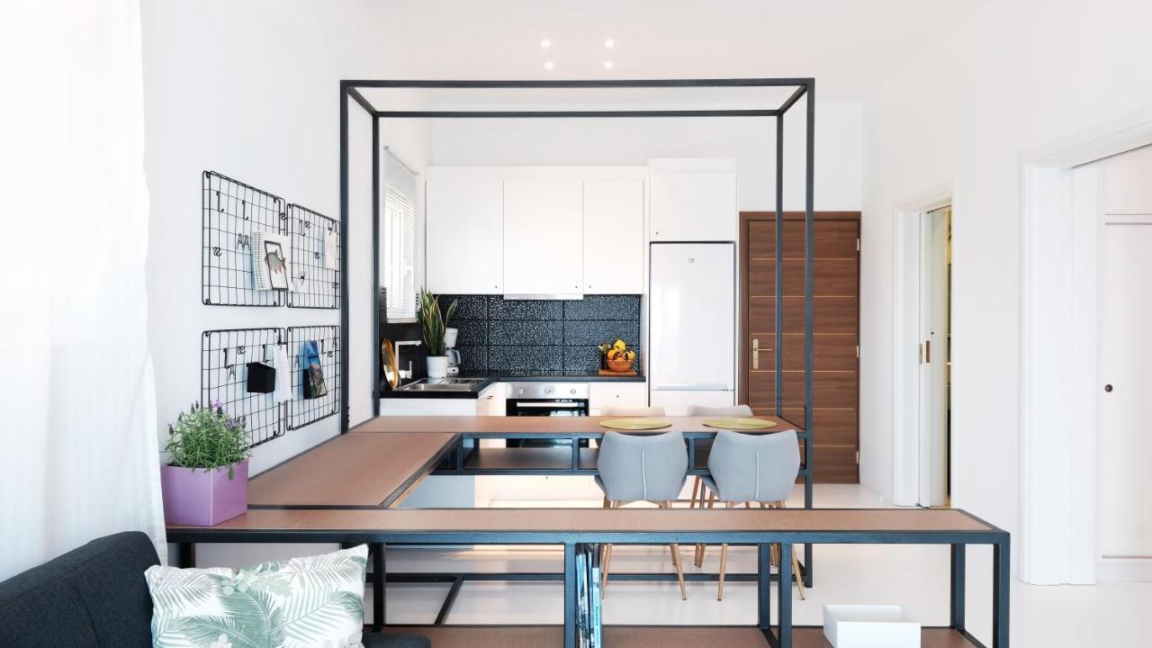 Zen Minimal Luxury Housing Tyros Villa Luaran gambar